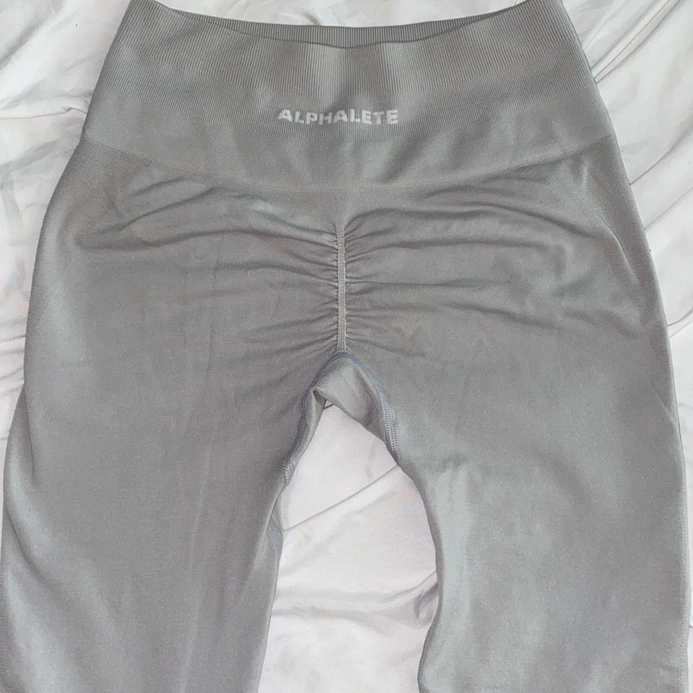 Alphalete Amplify leggings